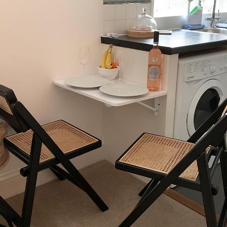 Studio Flat In The Heart Of St. Johns Wood London Exterior photo