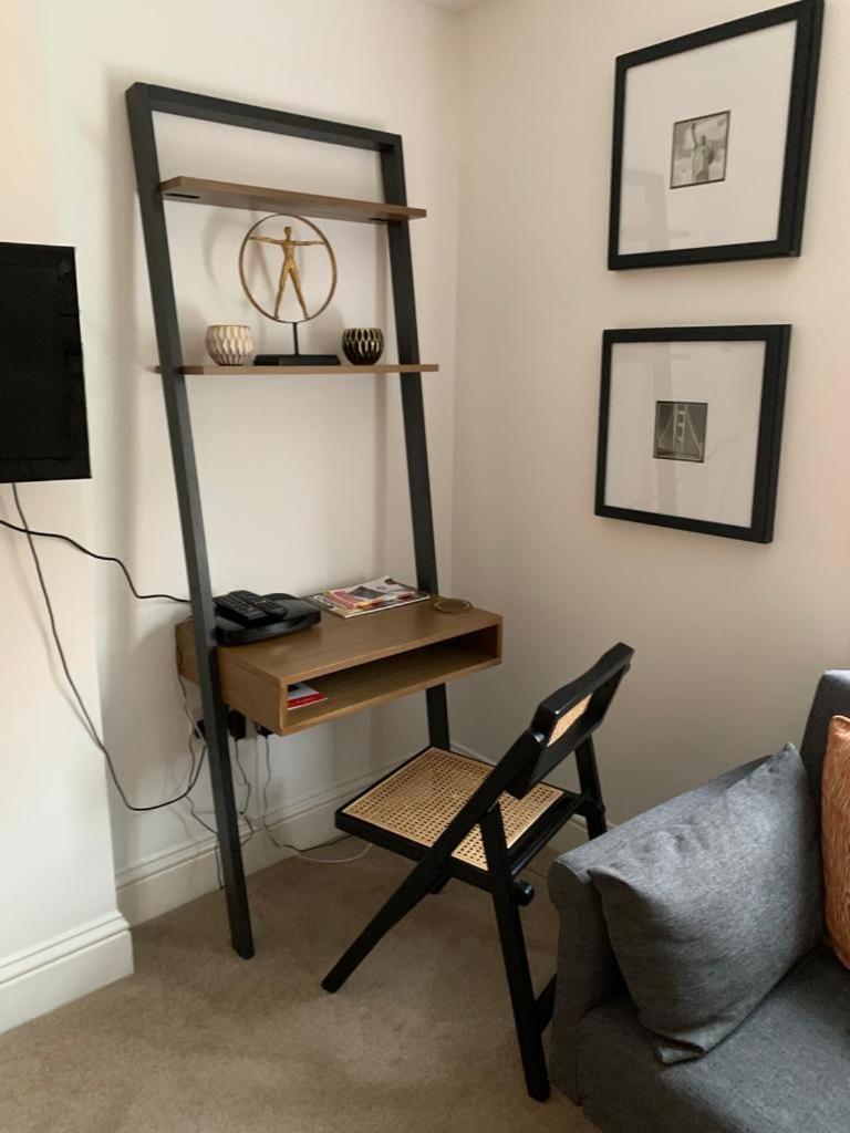 Studio Flat In The Heart Of St. Johns Wood London Exterior photo